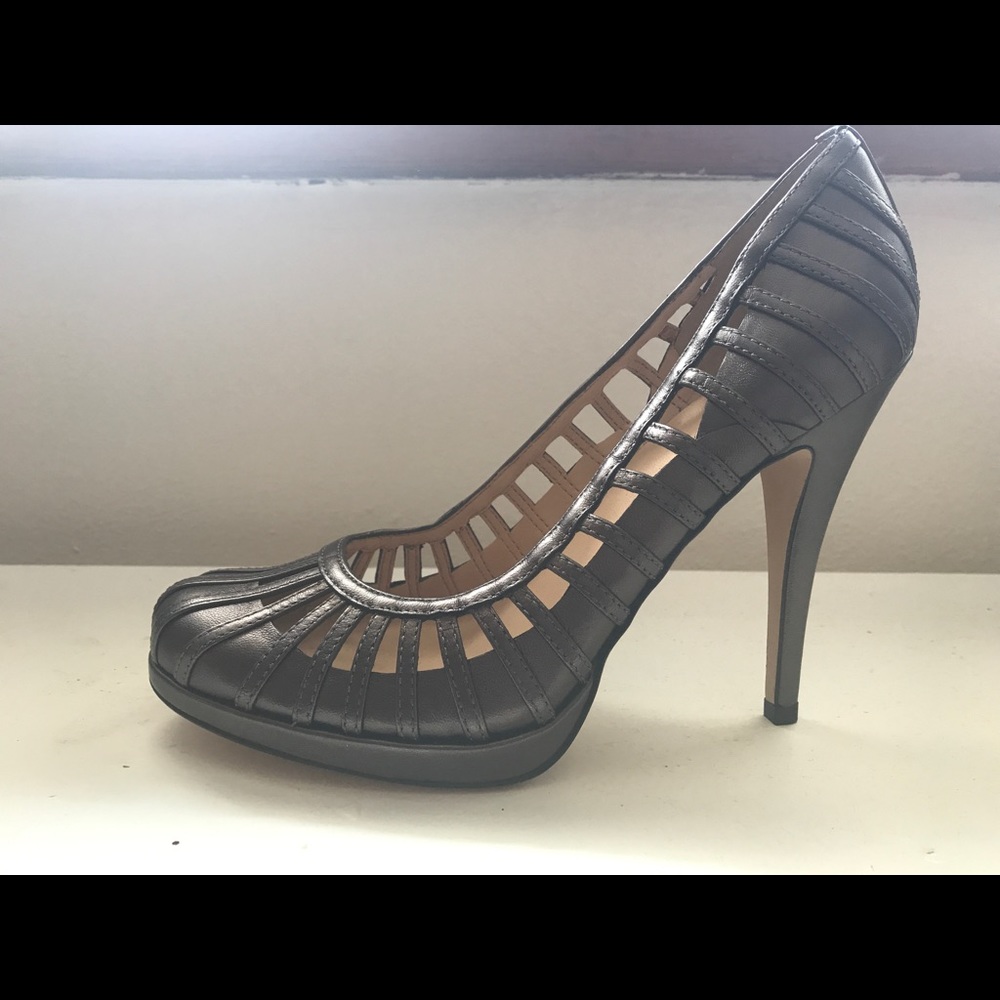 Talbot's Platform Round Toe Stilletto Pump, sz 8.5, Bronze Leather Dark Fairy